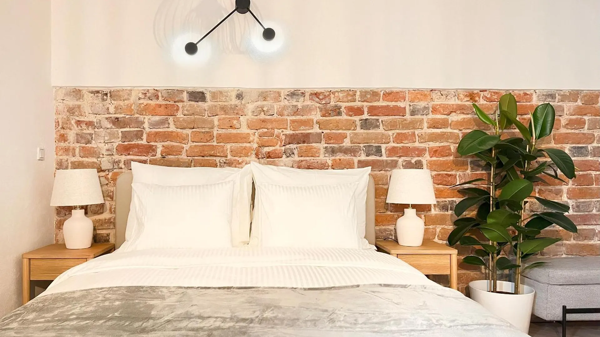 Apartment Studio Premium With Air Conditioning For Couples In The Heart Of Krakow, Main Square Polen