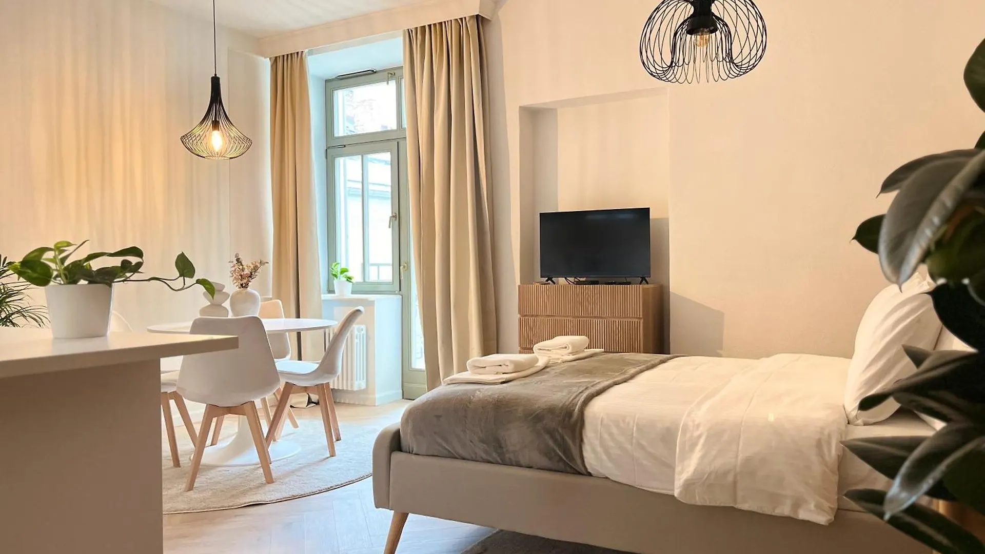 Studio Premium With Air Conditioning For Couples In The Heart Of Krakow, Main Square