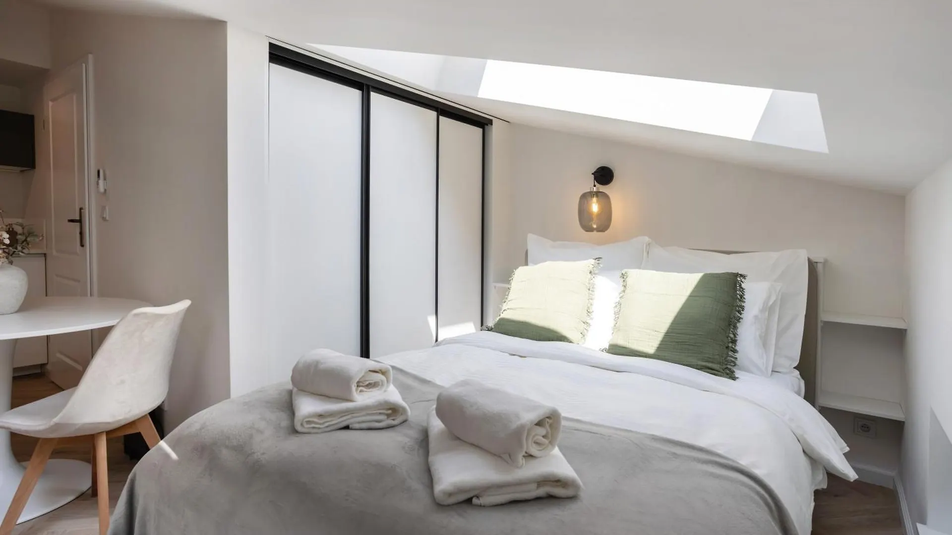 Studio Premium With Air Conditioning For Couples In The Heart Of Krakow, Main Square Polen