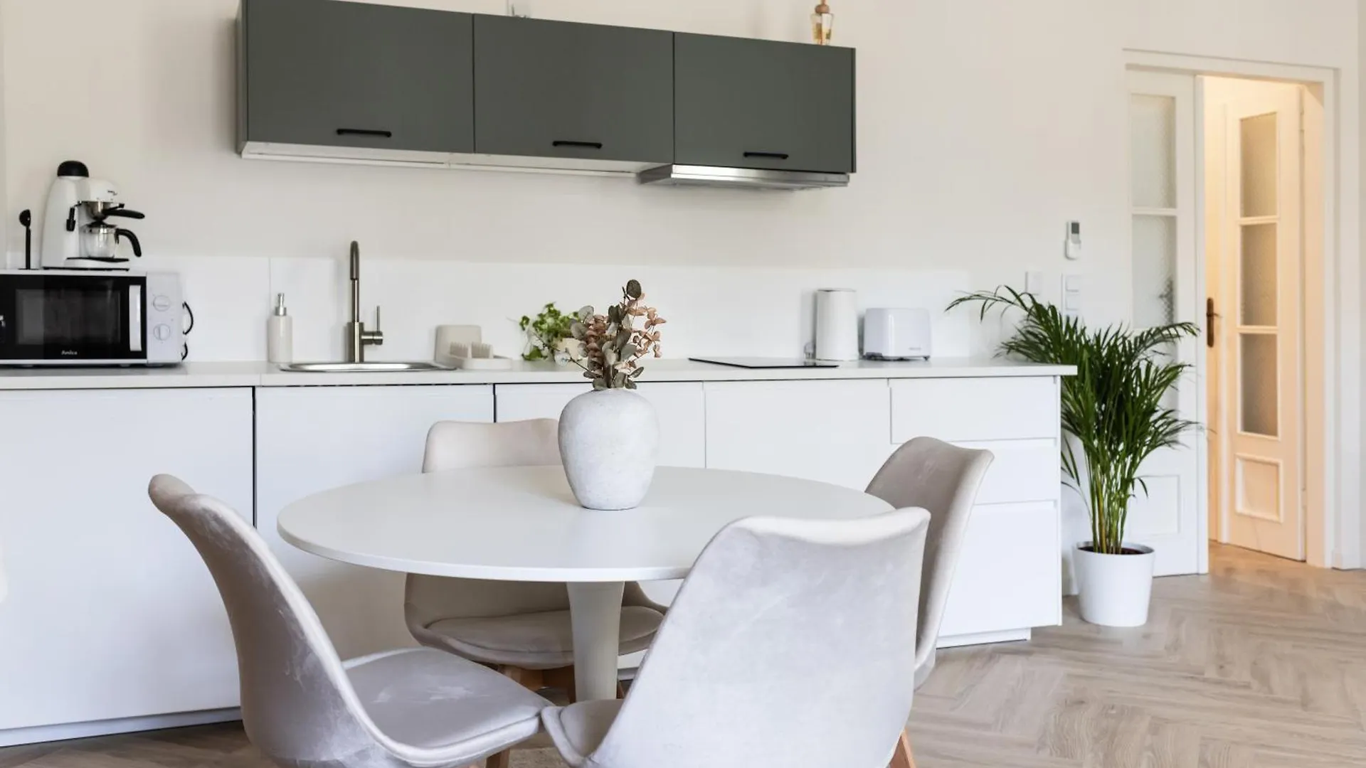 Studio Premium With Air Conditioning For Couples In The Heart Of Krakow, Main Square Apartment Krakau