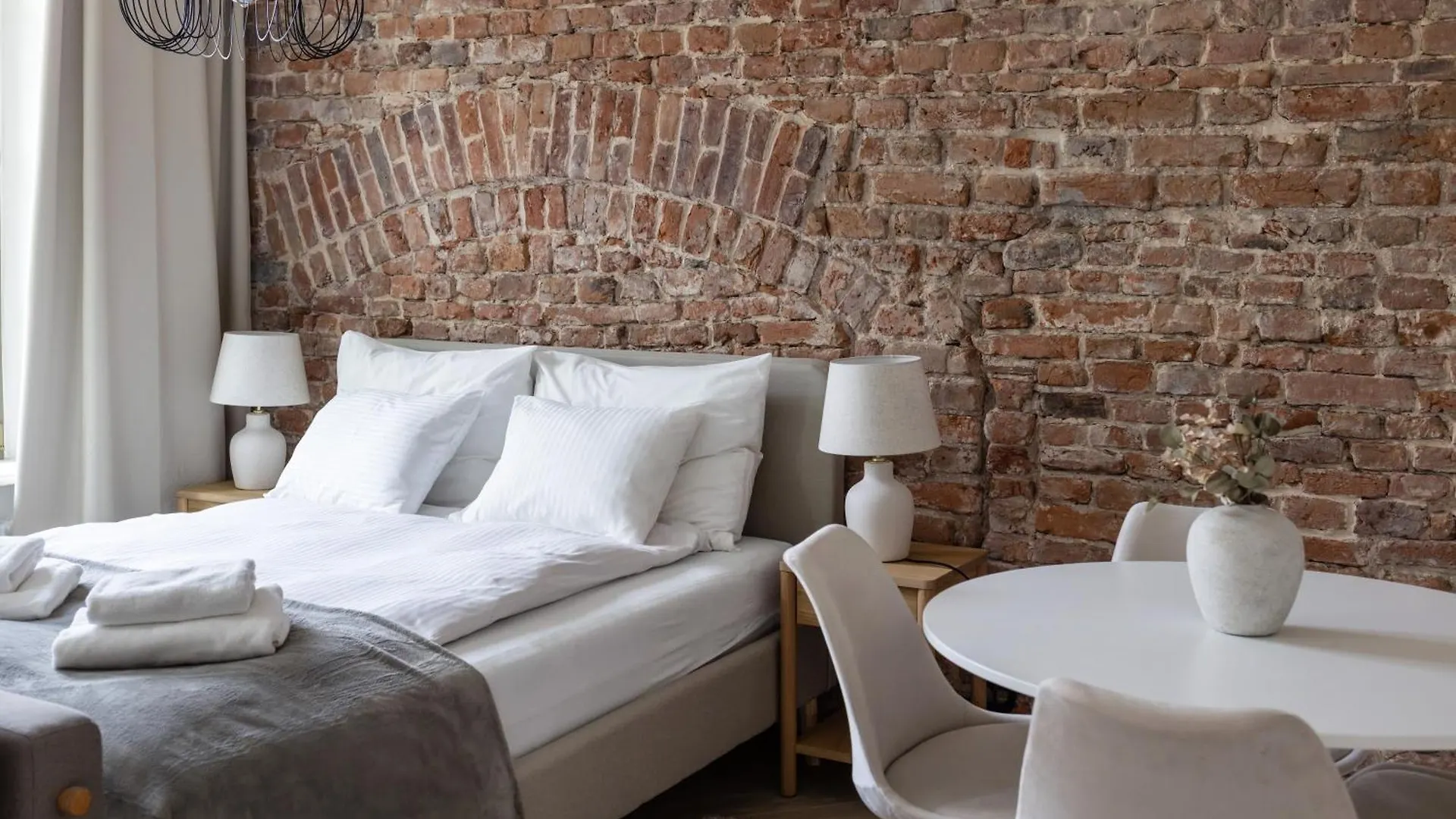 Studio Premium With Air Conditioning For Couples In The Heart Of Krakow, Main Square Krakau