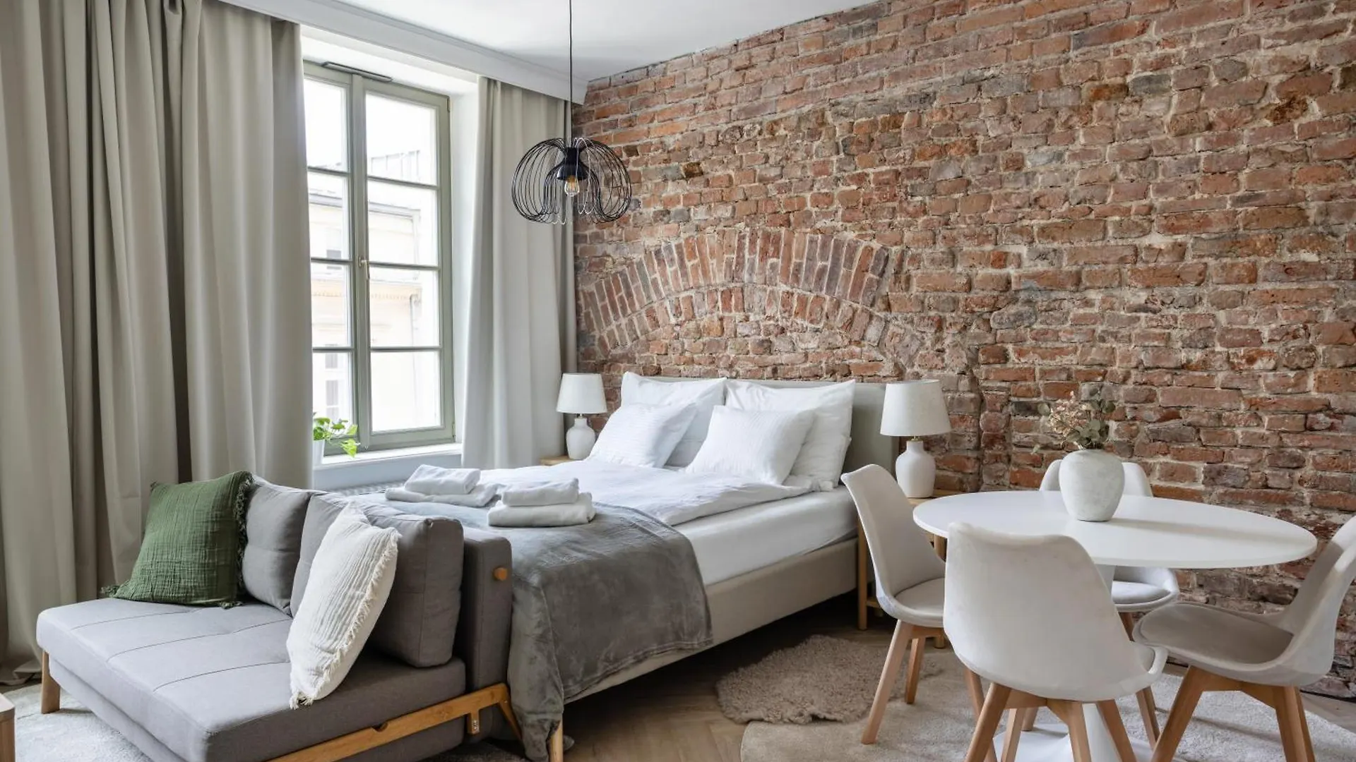 Studio Premium With Air Conditioning For Couples In The Heart Of Krakow, Main Square Krakau
